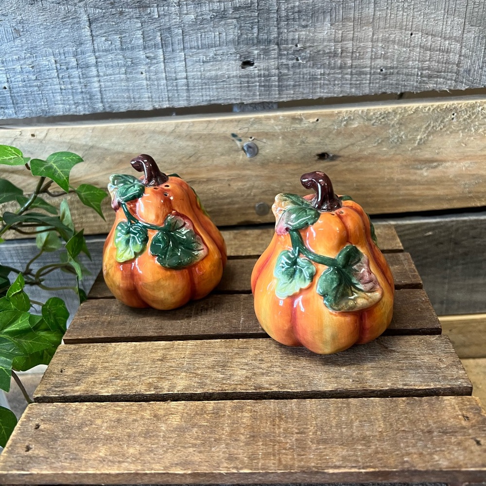 Ceramic Pumpkin Salt and Pepper Shakers